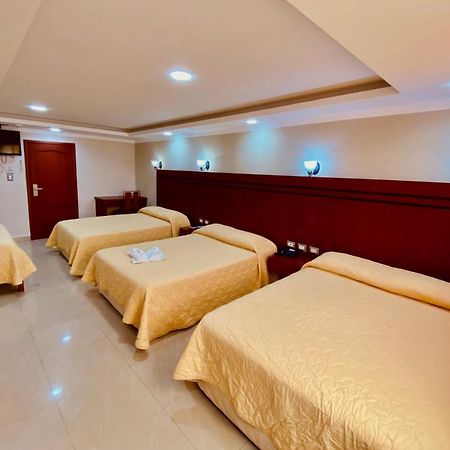 Hotel Adriand'S Machala Extérieur photo