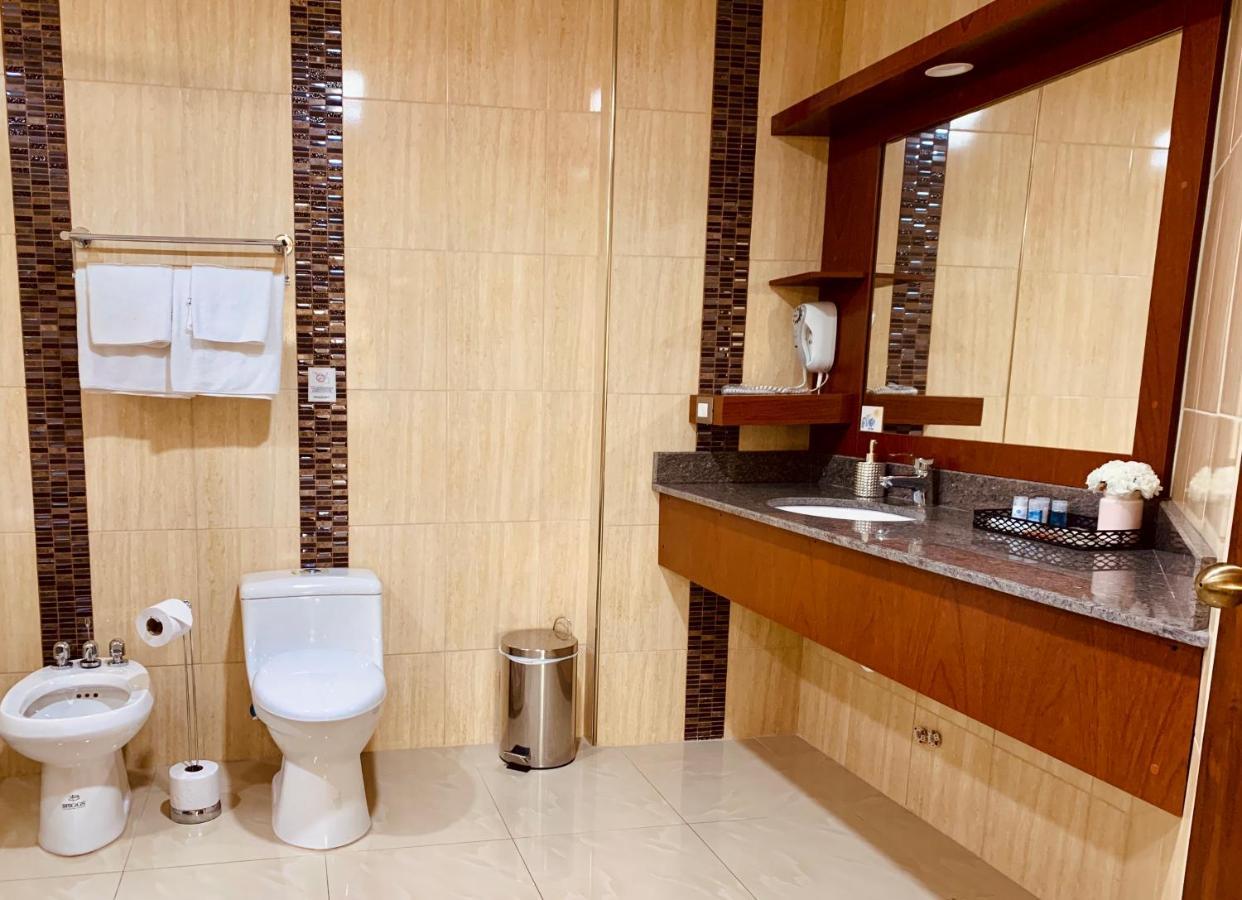 Hotel Adriand'S Machala Extérieur photo