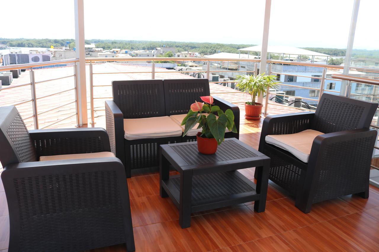 Hotel Adriand'S Machala Extérieur photo